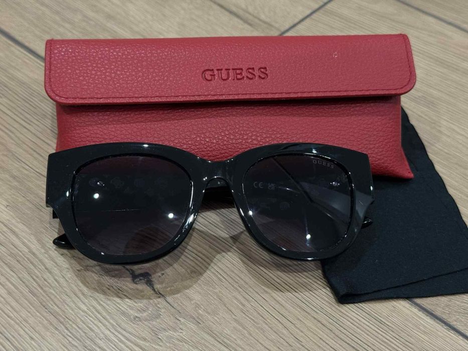 Слънчеви очила Guess
