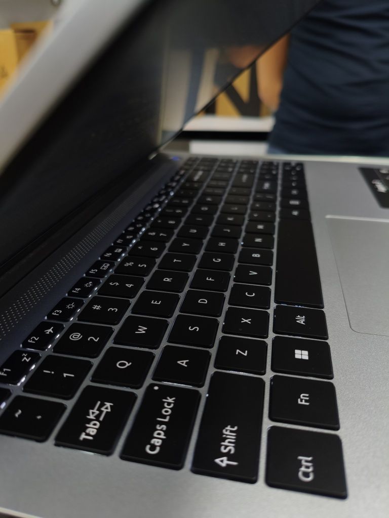 Acer aspire 3 AMD Ryzen 5 16/512 YANGI Bepul yetkazish bilan Гарантия