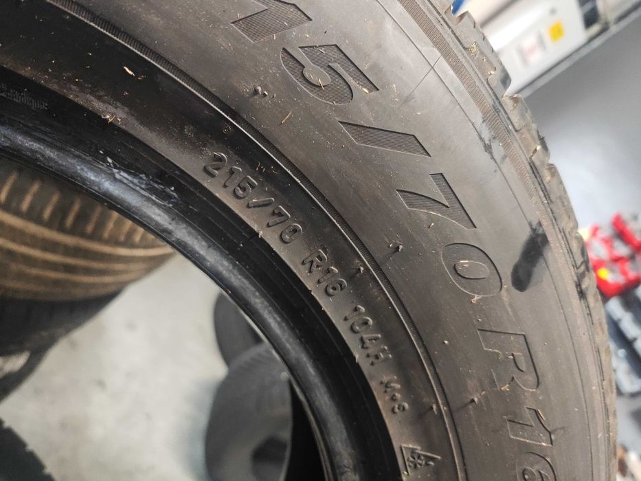 4бр. зимни гуми 215/70/16 Pirelli