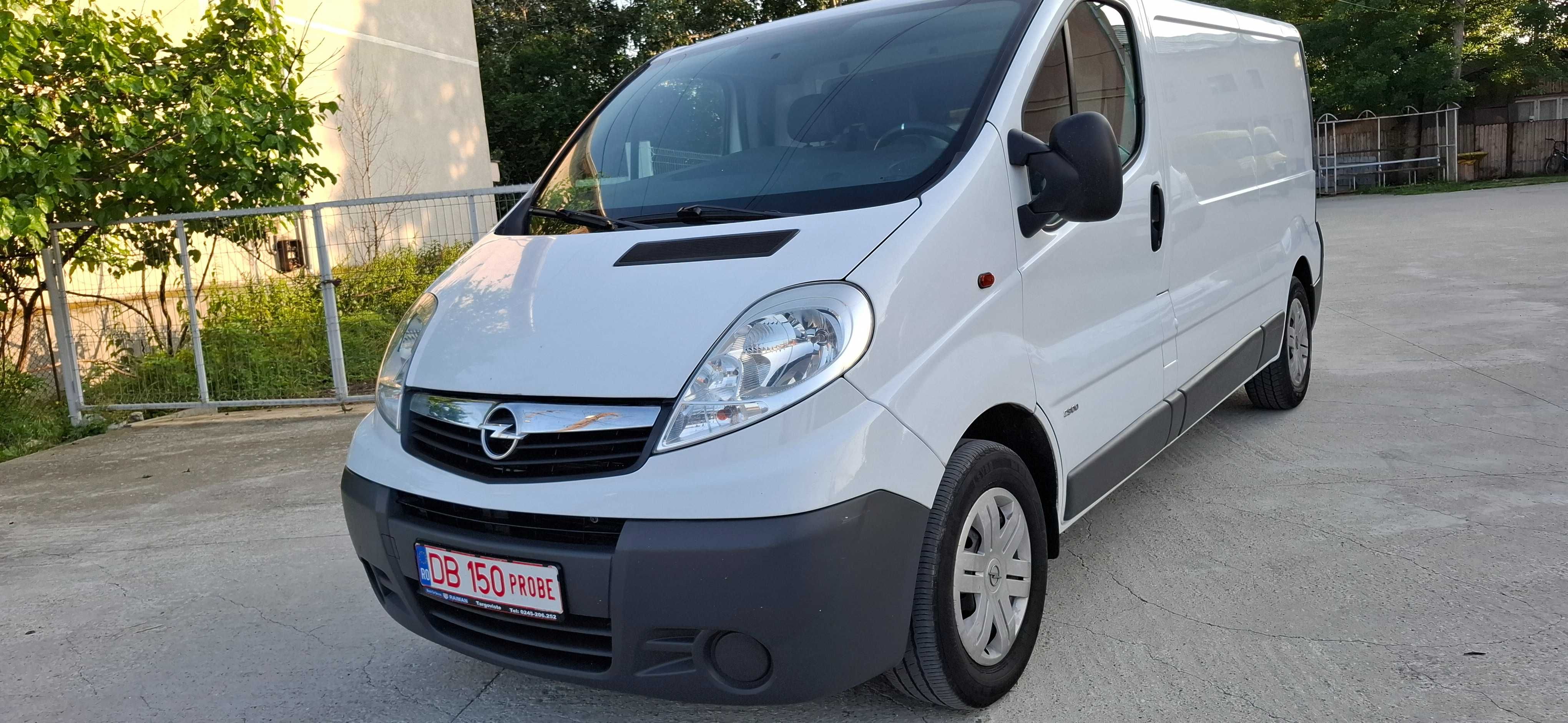 Opel Viavaro Extra Lung/AN 2012/Navi/2.0 Diesel 114/A C/218000 km/E 5