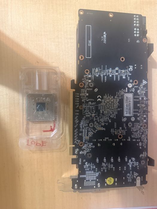 Продавам компютърни части на комплект rx570 и процесор ryzen 5 1600