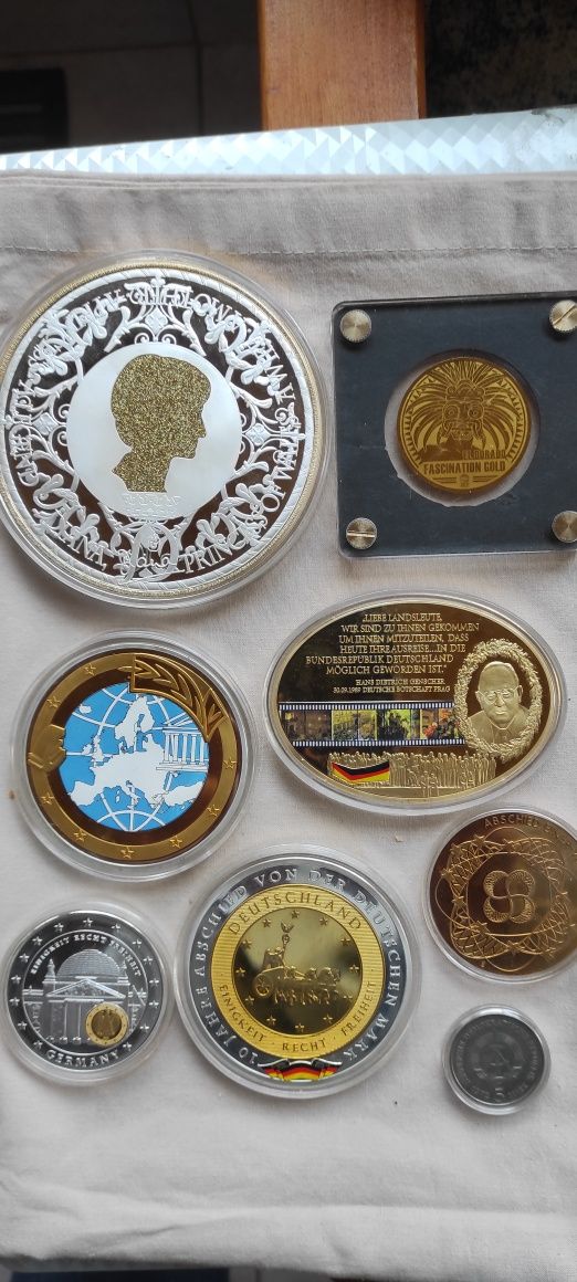 Monede și medalii comemorative