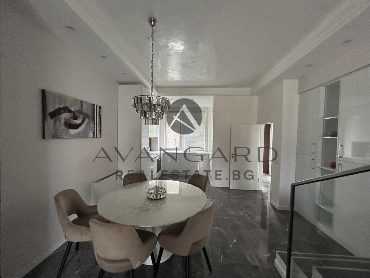Продава се Къща в Пловдив, Остромила - 301 кв.м за 1313 €/кв.м - Снимка #4