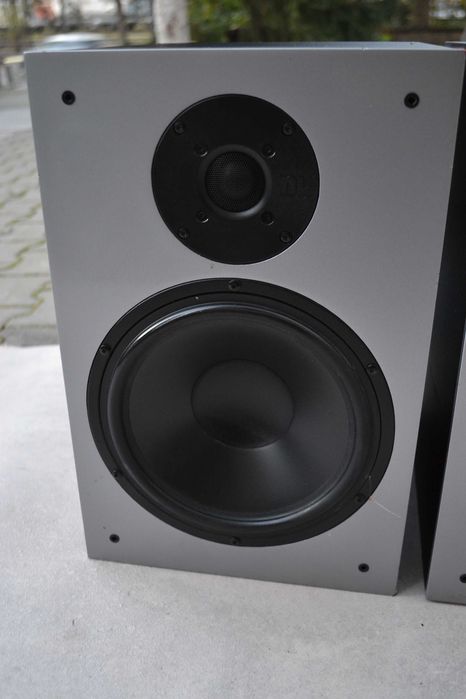 Boxe Nubert model Nubox 381