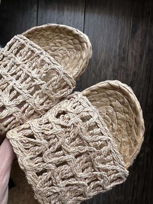 Продавам чехли от Zara Home