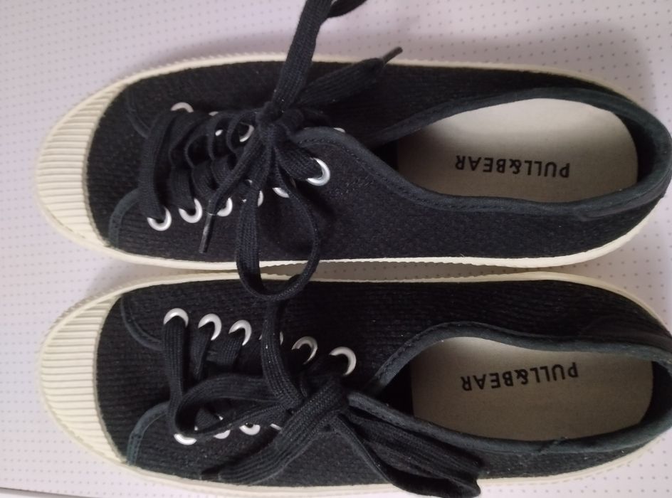 Продается женские кеды