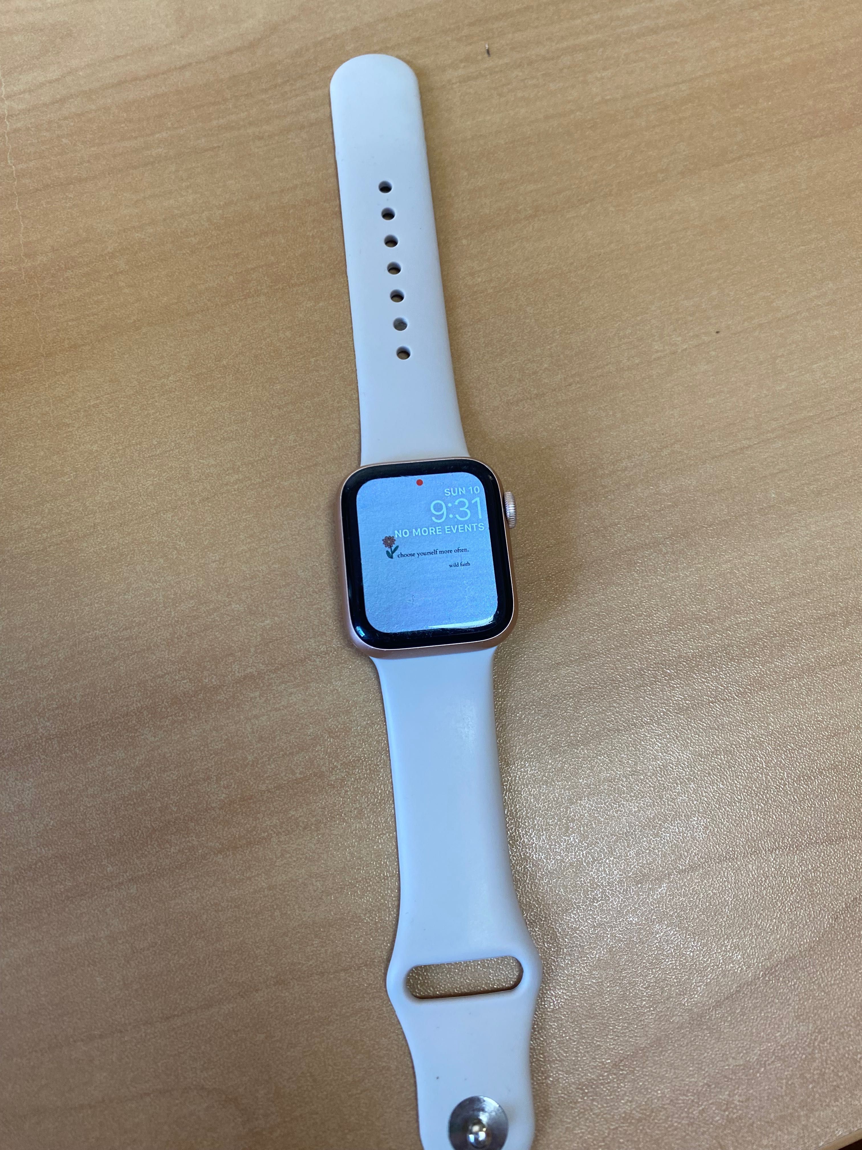 apple i watch 5 series 40 mm