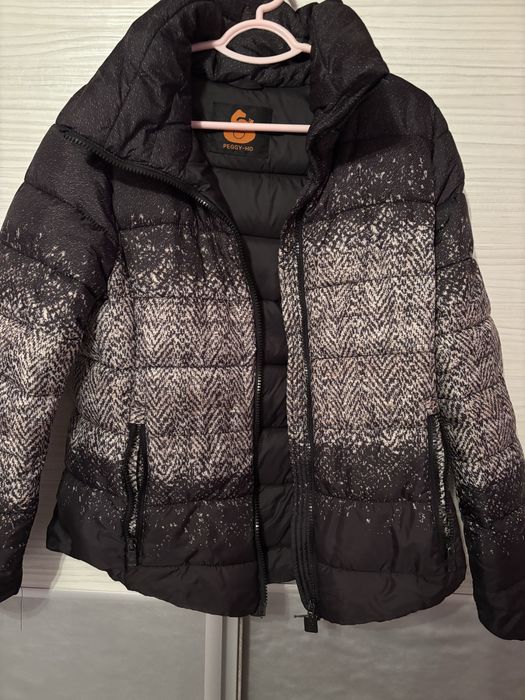 Дамско олекотено зимно яке S размер