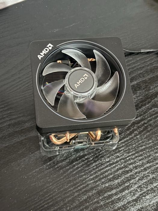 Cooler AMD Wraith Prism  – Nou, nefolosit | Compatibil Ryzen