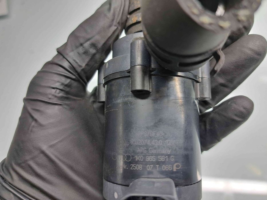 Pompa recirculare apa  Volkswagen Passat B6 (3C2) [Fabr 2005-2010] 1K0