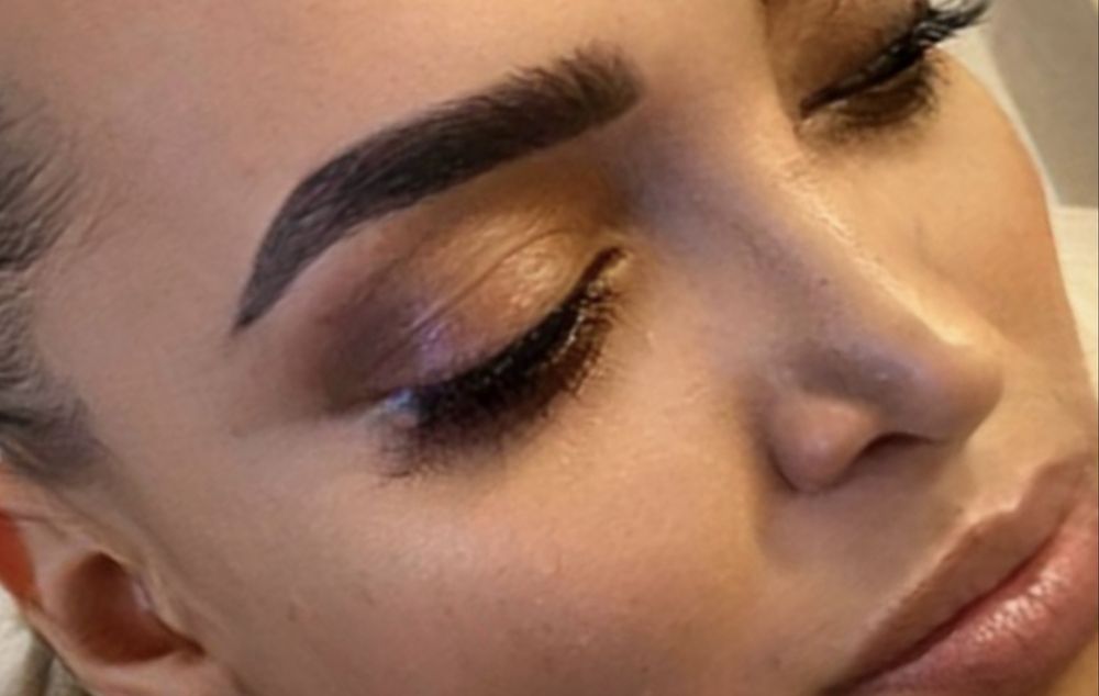 Micropigmentare sprancene Bucuresti sector 4