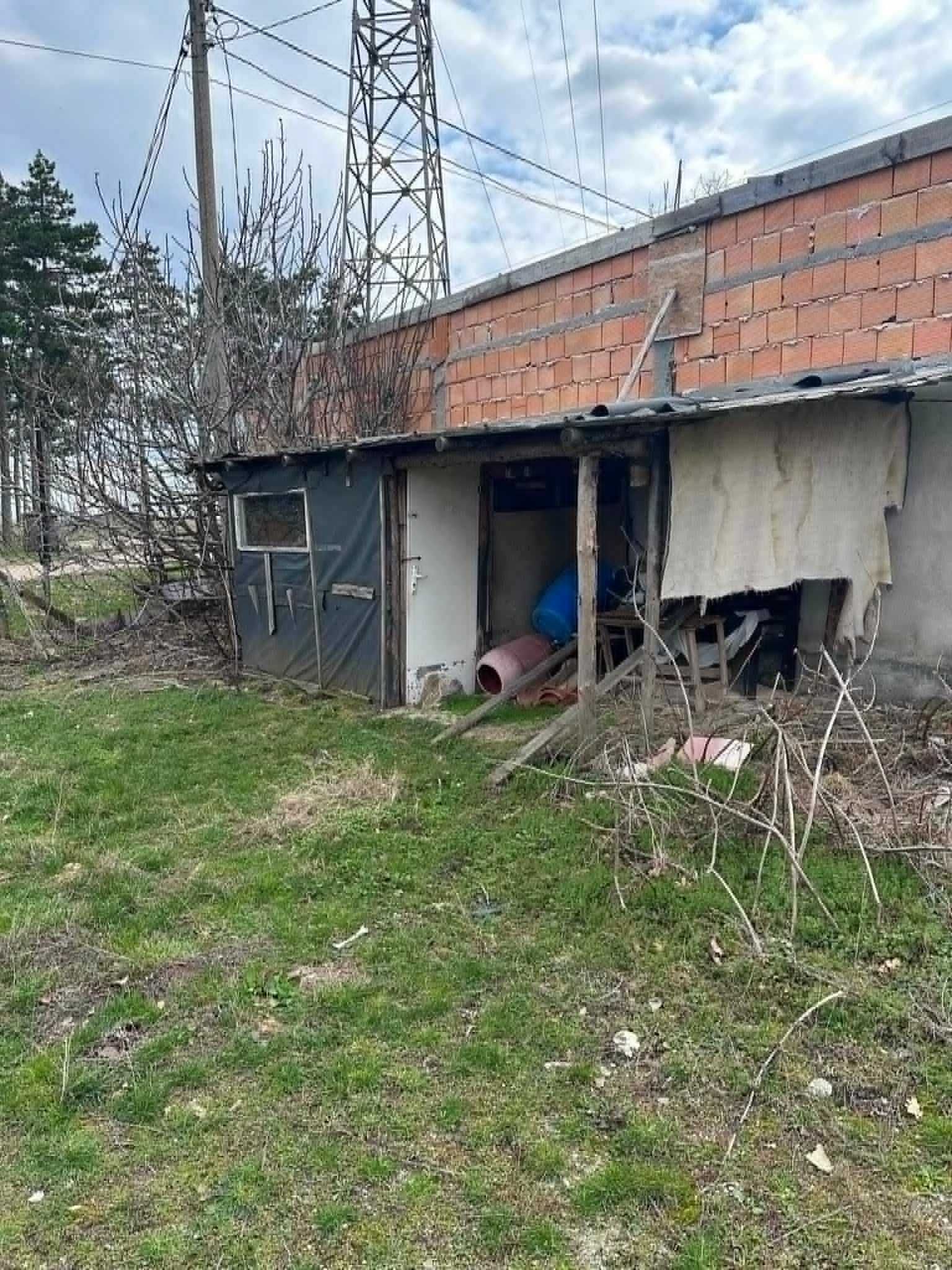 Вила във в. з. Орфей