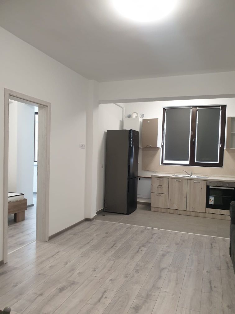 Închiriez apartament 2 camera, 48mp zona Valea Lupului,Perla Rezidenți