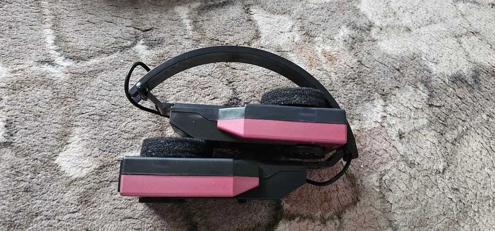 vintage  walkman portabil radio cu casti si antena alpha tek  hp1000