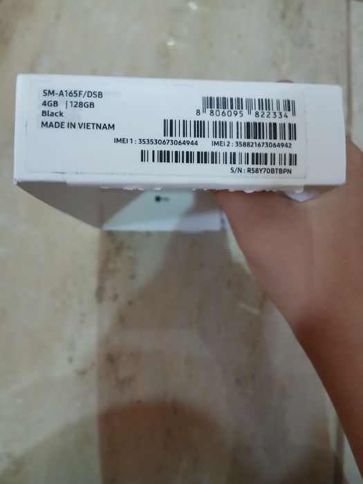 Vând samsung galaxy A16