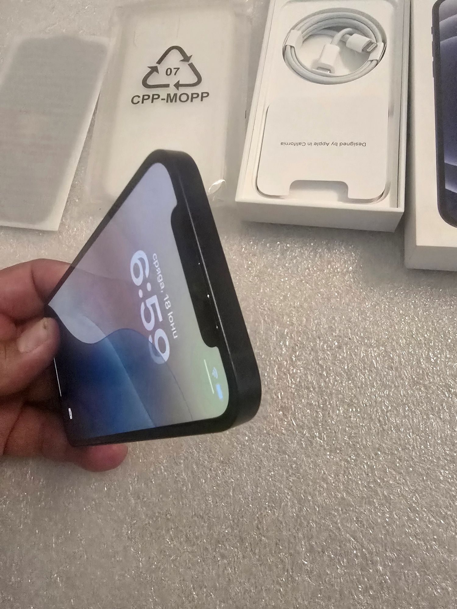IPhone 12 64gb Black