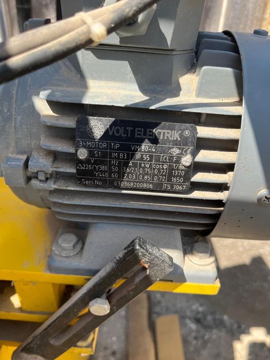 Mașinărie pantograf