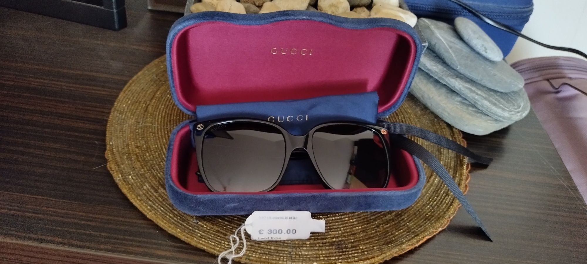Слънчеви очила Gucci от 300 € на 300 лв.