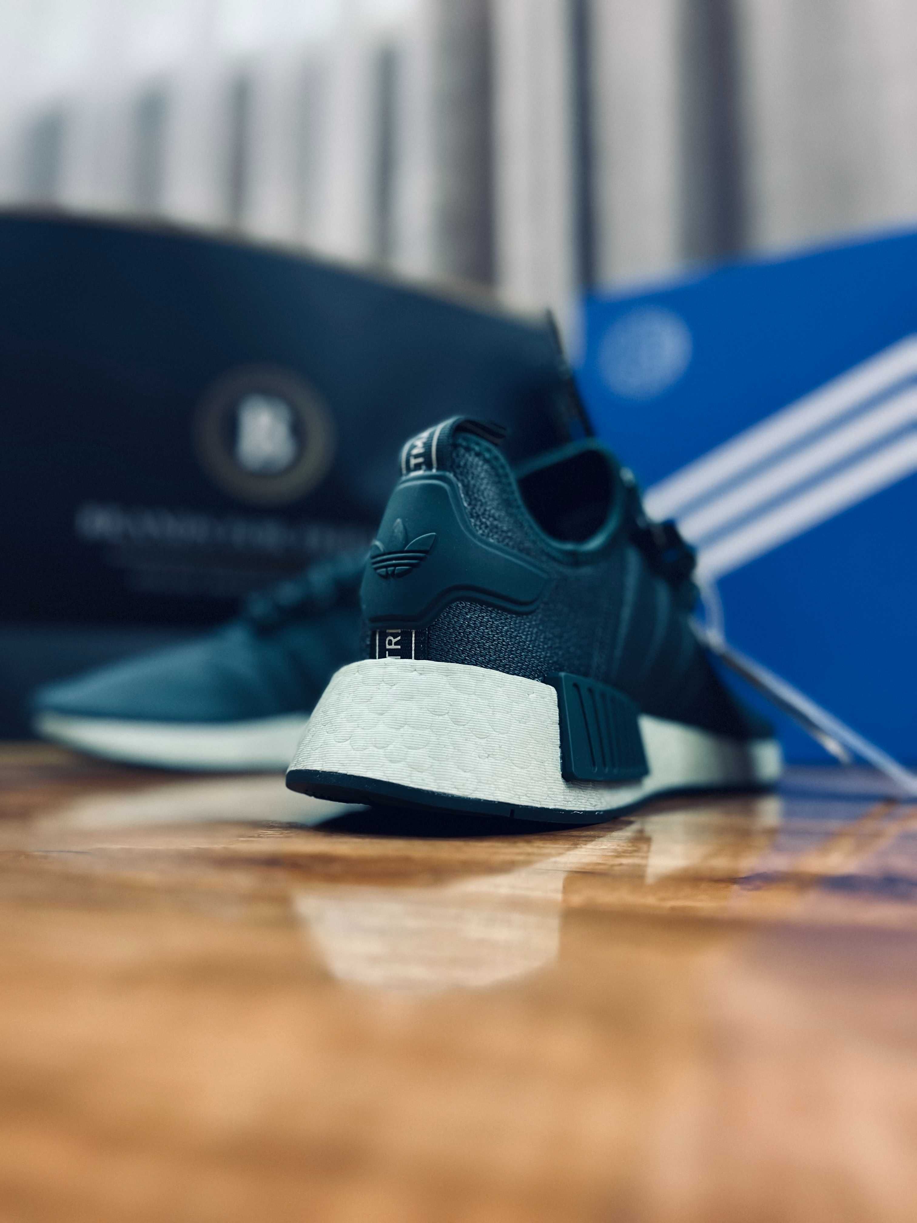Adidas NMD_R1 мужские кроссовки РАЗМЕР 39,40,41