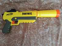 Пистолет  за игра NERF