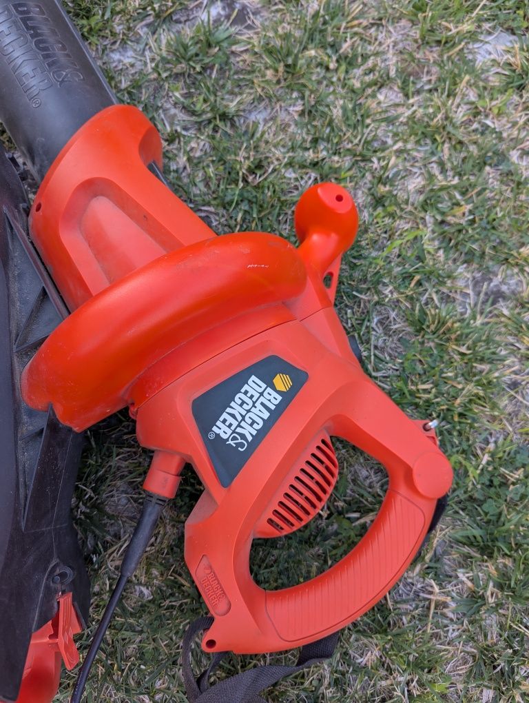 Прахосмукачка за листа: Black & Decker