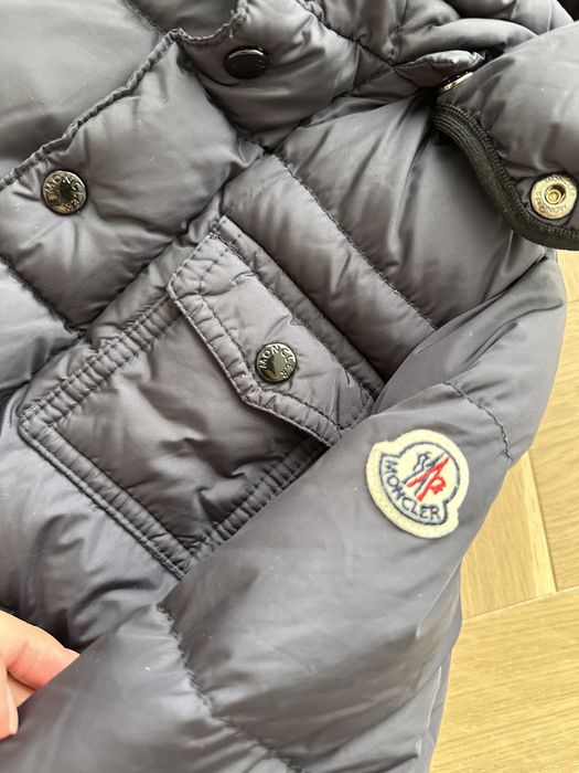 Geacă de iarnă Moncler