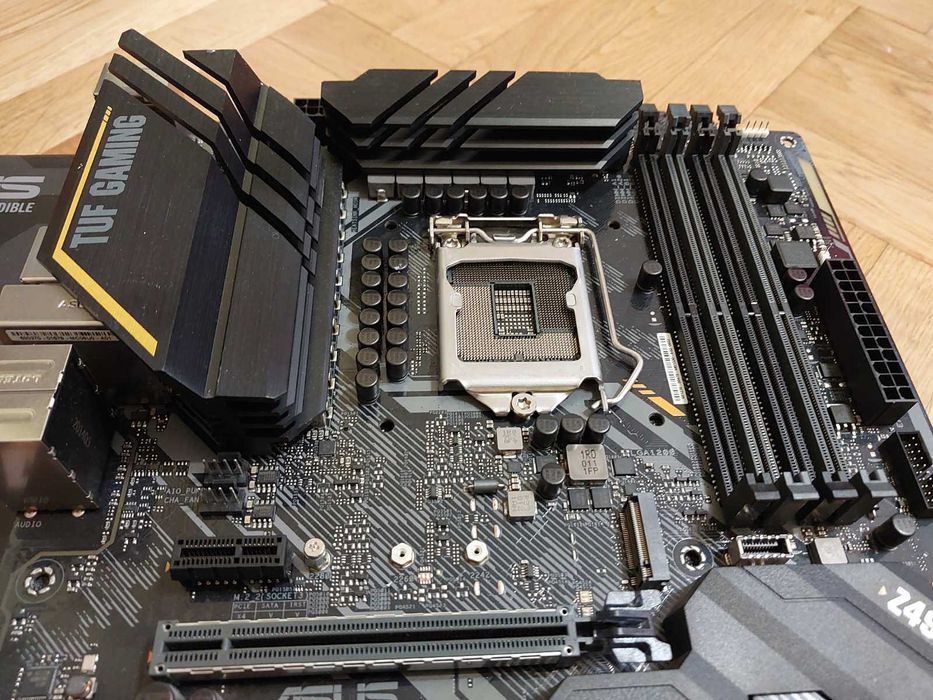 ASUS TUF Gaming Z490-Plus Wi-Fi