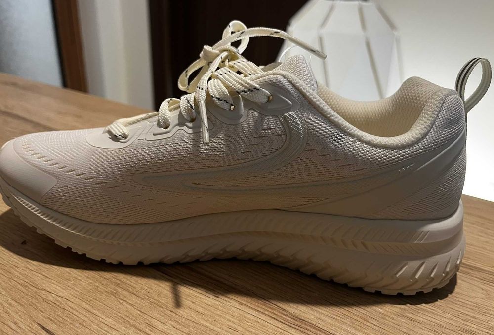 Дамски Маратонки НОВИ - Fila Low Tops Version