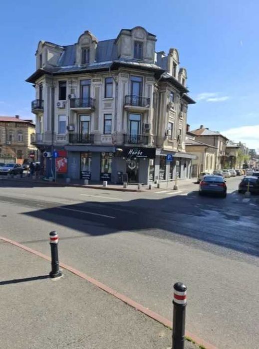 Rond Cosbuc - Spatiu comercial pe colt de Inchiriat