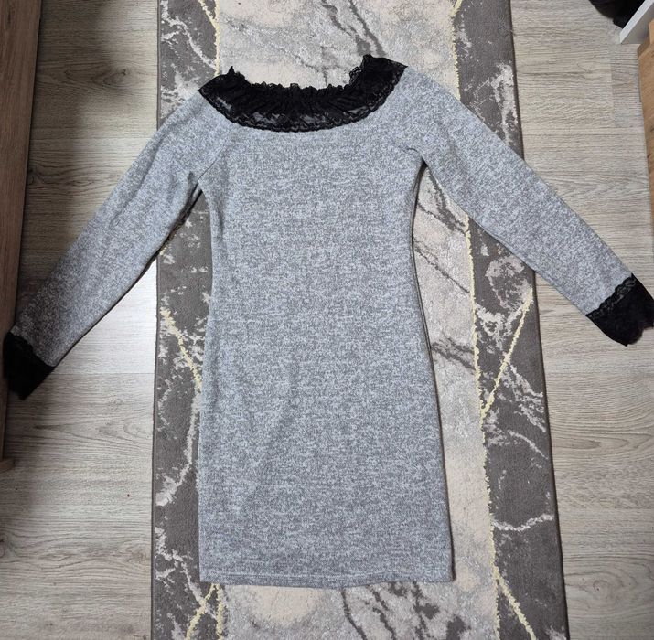 Дамска къса зимна мека рокля, размер хс