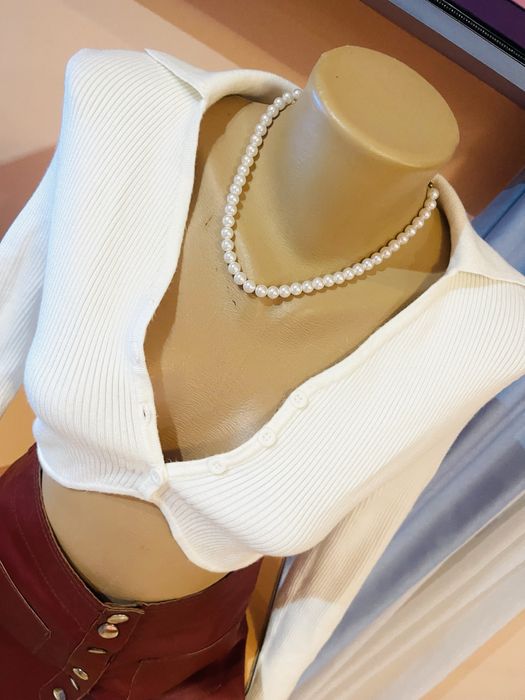 Bluza sexy alba. ….