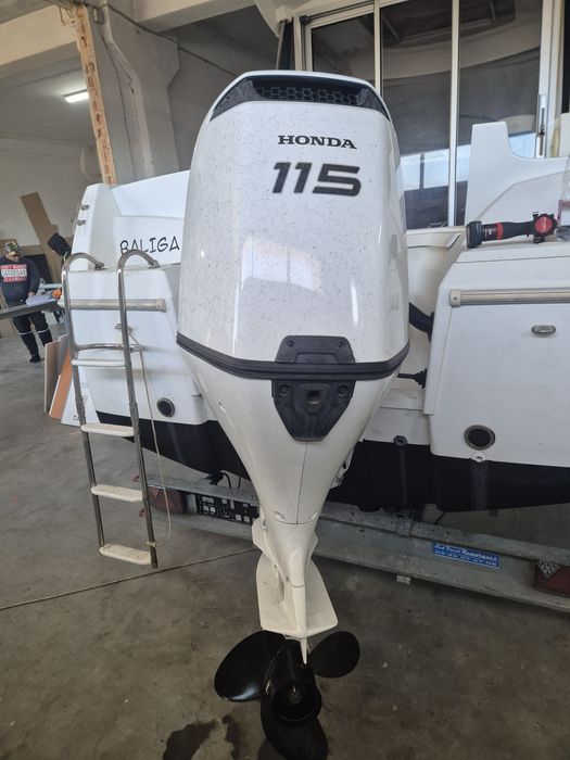 Motor de barca Honda BF 115
