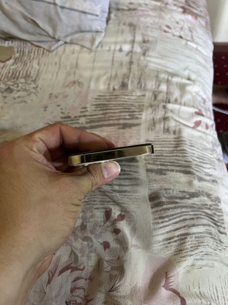 Iphone 12 pro sotiladi