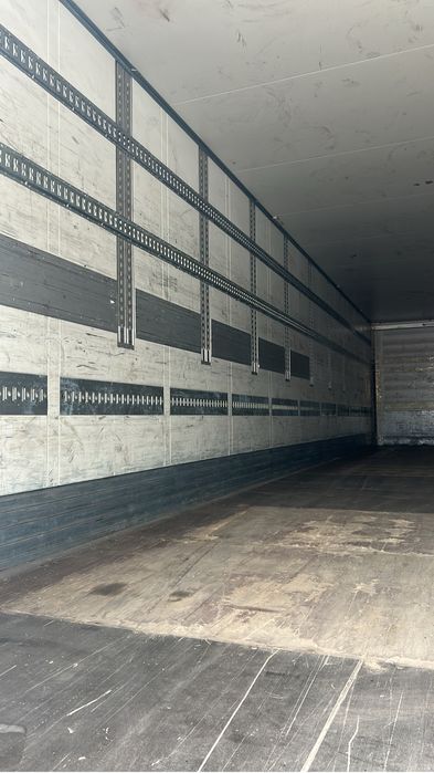 Semiremorca Schmitz Cargobull box