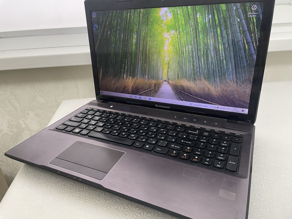 Ноутбук Lenovo Z570