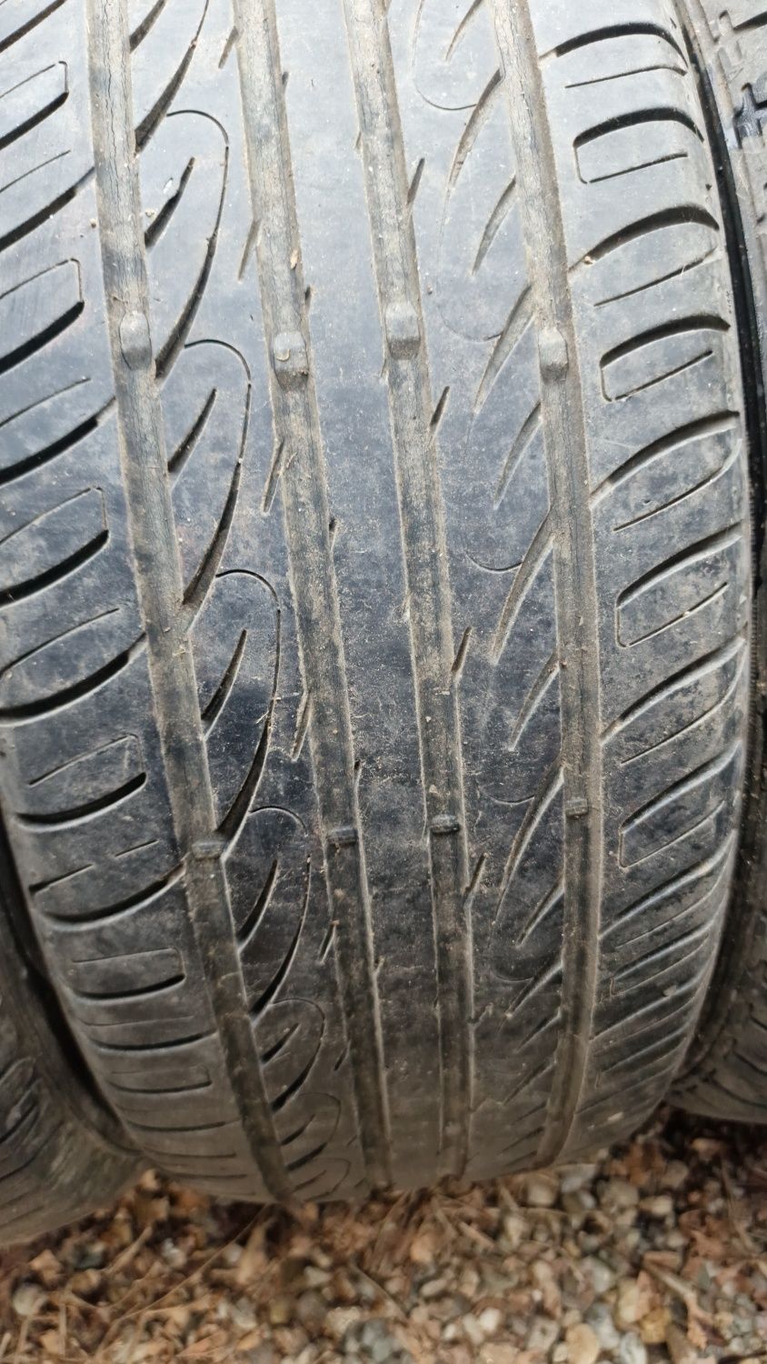 195 55 15 Firestone 4 anvelope vara ca noi