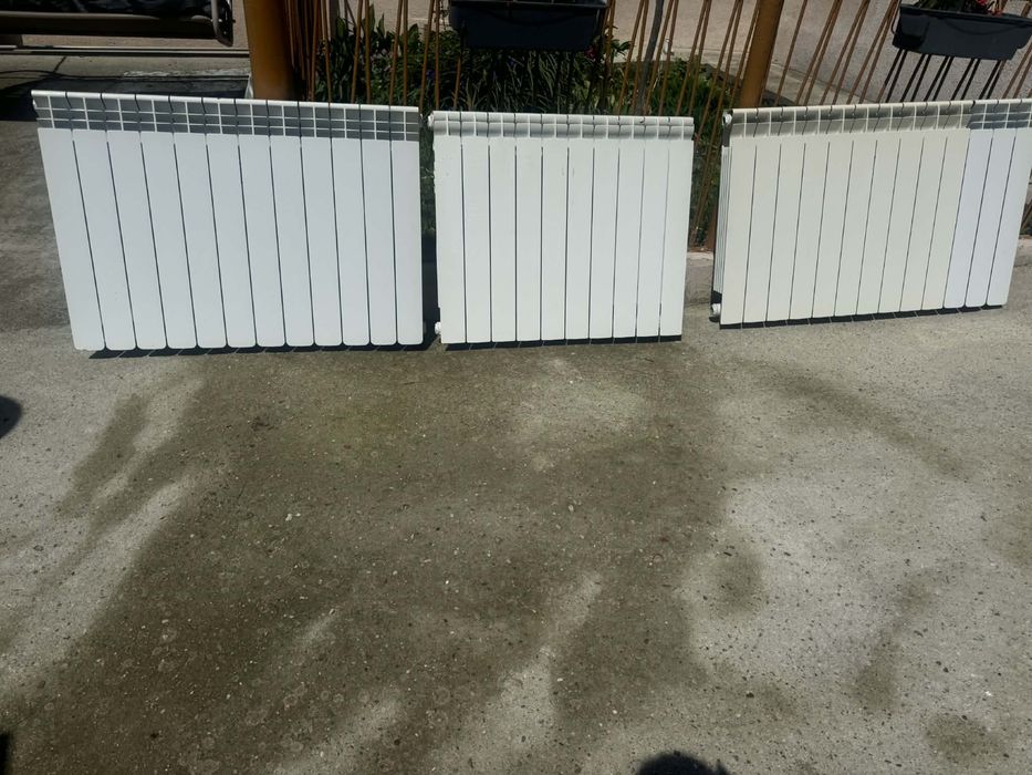 Calorifere stare foarte buna