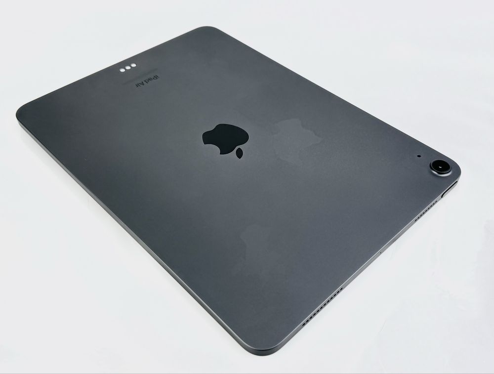 Apple iPad Air 5 64GB WiFi Space Gray Отличен! Гаранция!