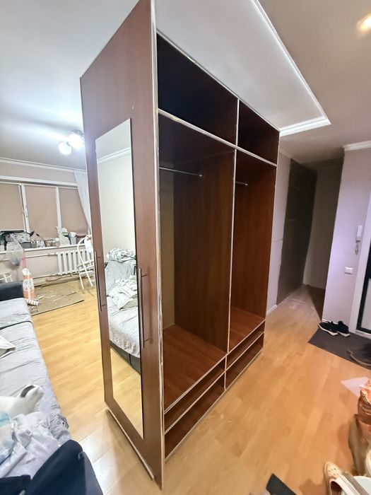 Отдам двп. Шкаф, гипсакартон