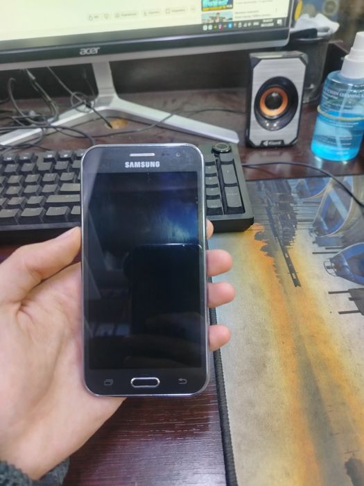 Samsung J2 yengi sotiladi