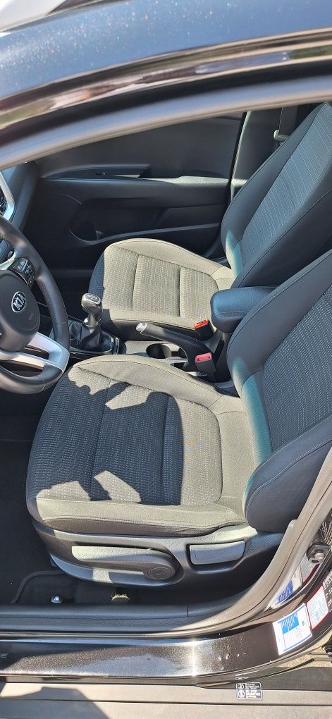 Kia Stonic 1.6 CRDi Style FULL НАВИ КАМЕРА