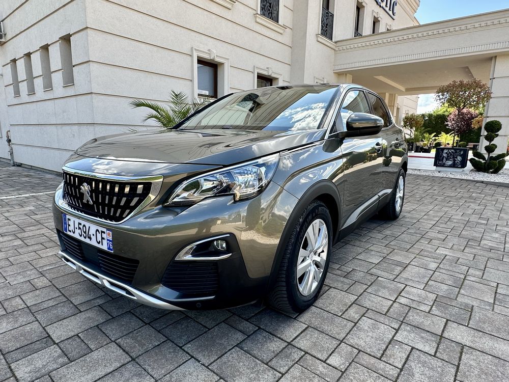 Peugeot 3008 adus recent!