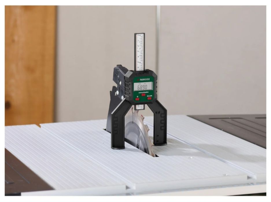 Aparat digital de masurare a adancimii - NOU