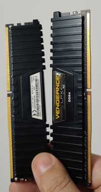 Kit 16G DDR4 Corsair