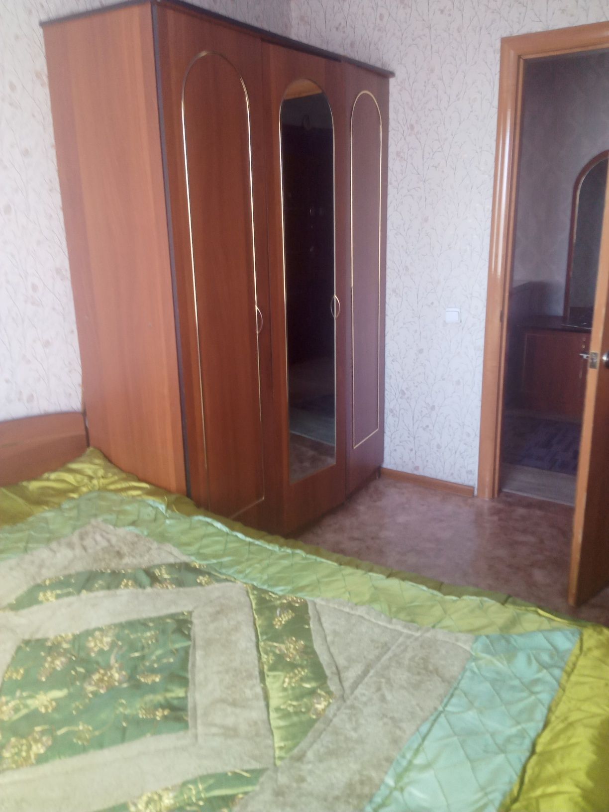 Сп.гарнитур. Диван 2ка. Б/у.