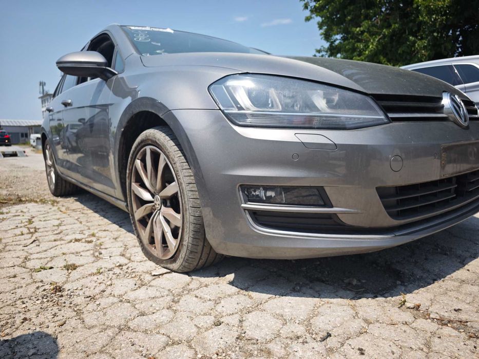 На части VW golf 7 Комби 2.0д ръчка Dynaudio 85 000 Volkswagen Голф