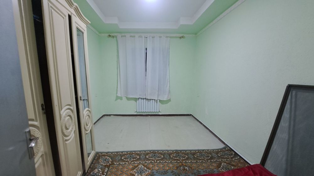 Чирчик шахри 
Троицкий 14-мактаб ёнида
#2-хона 1-етаж 
Квартира ижа