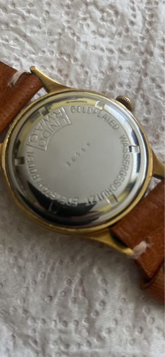 Ceas mecanic , barbați