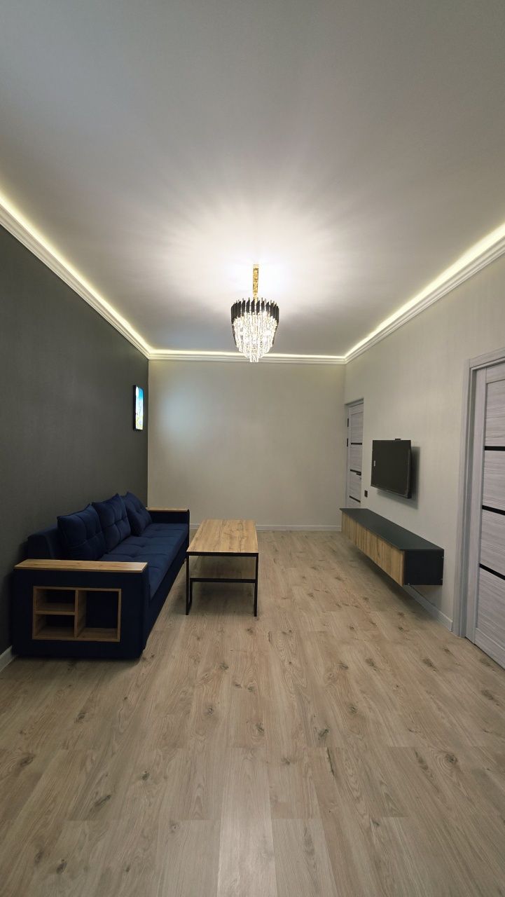 Продам  3 комнатная  квартира  на Авиасозлар  3