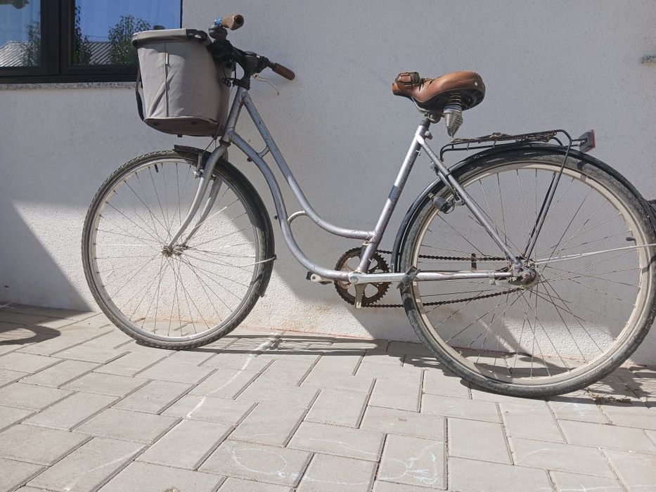 Vând   bicicleta